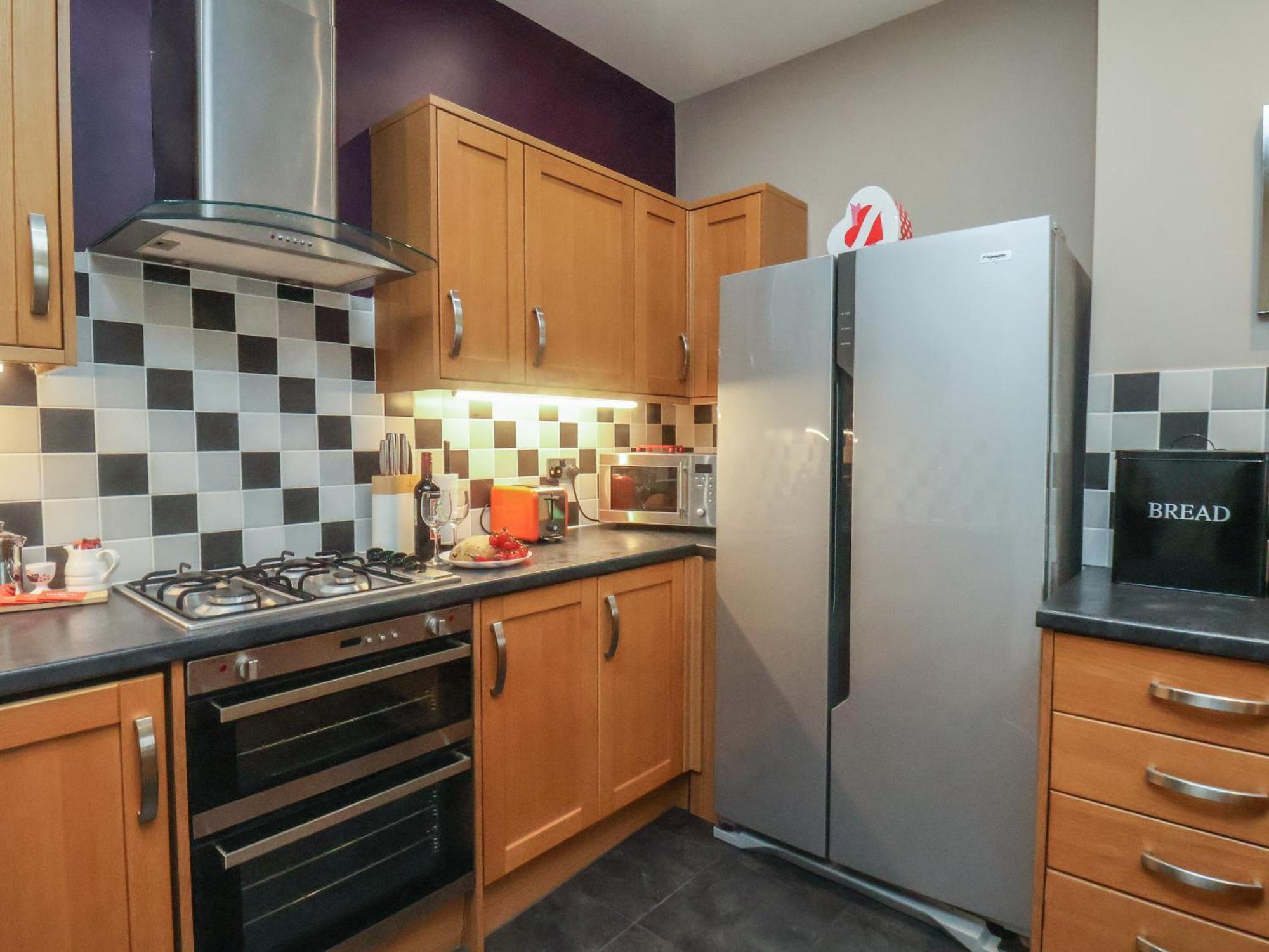 Apartment 4 Уитби Экстерьер фото